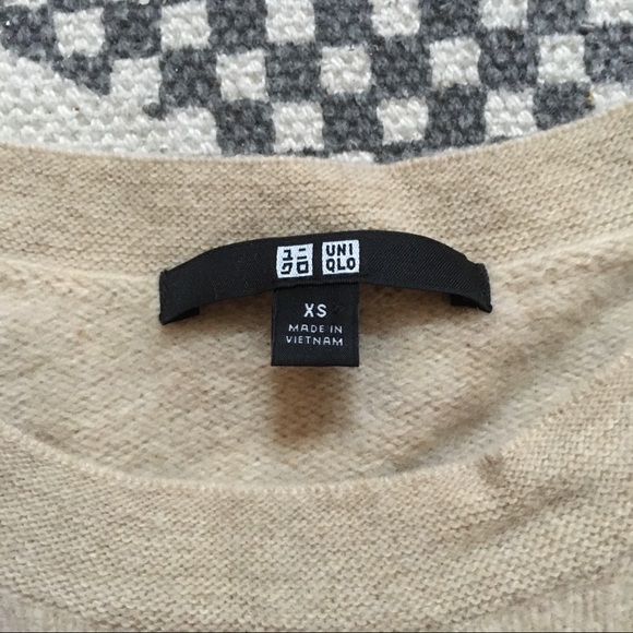 Uniqlo cozy sweater - Picture 3 of 4